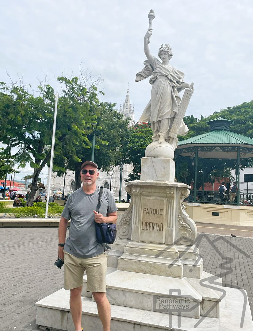 Statue to Liberty, Parque Libertad, Santa Ana, El Salvador