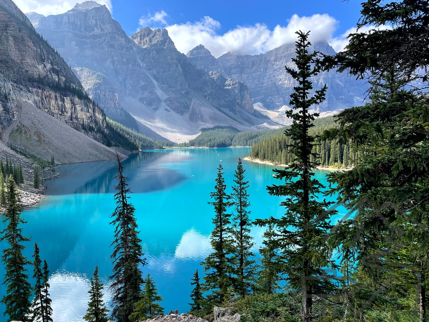 Beautiful Moraine Lake Rockpile Banff National Park Turquoise Glacier