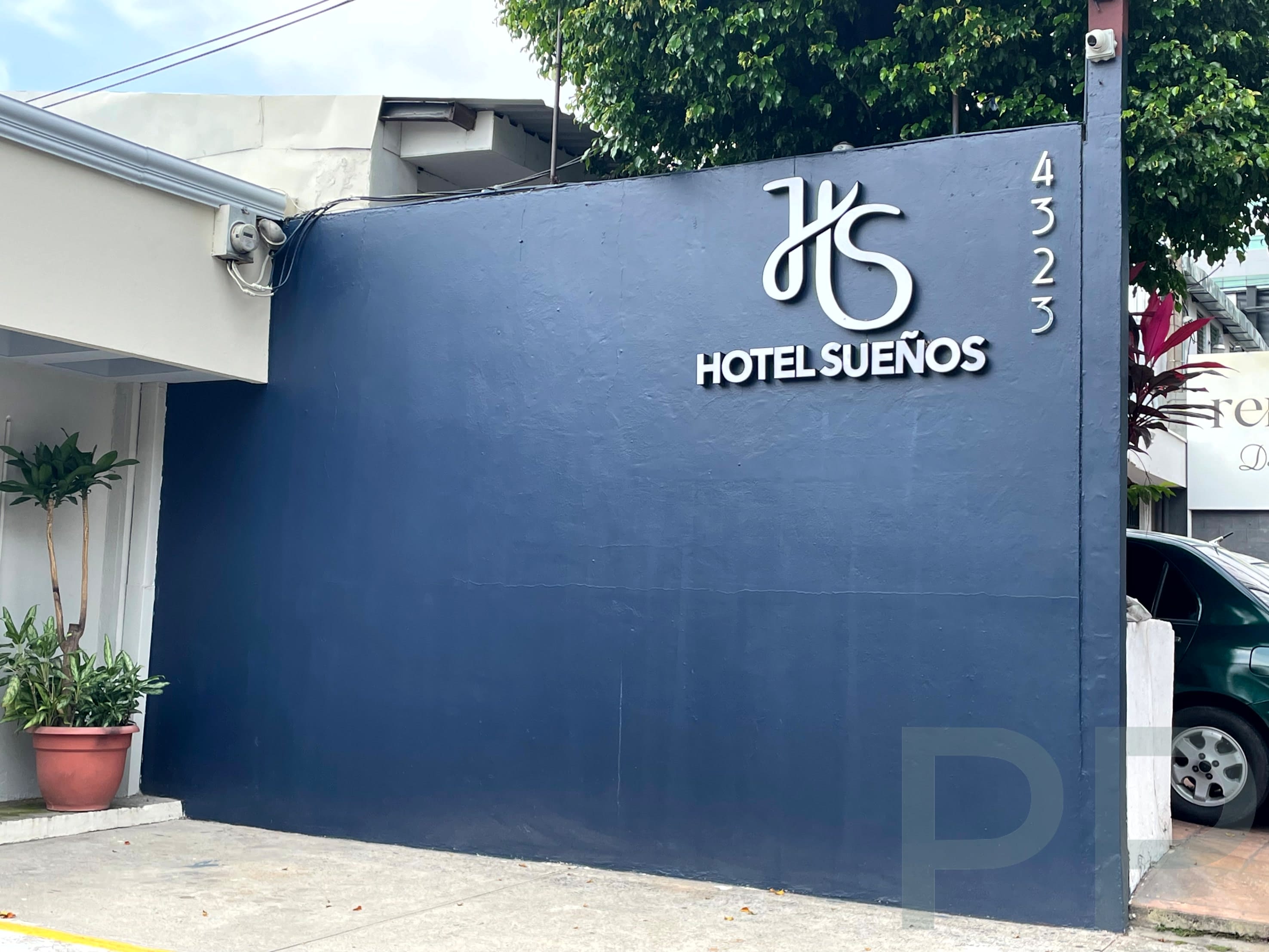 Hotel Sue&ntilde;os Breakfast San Salvador