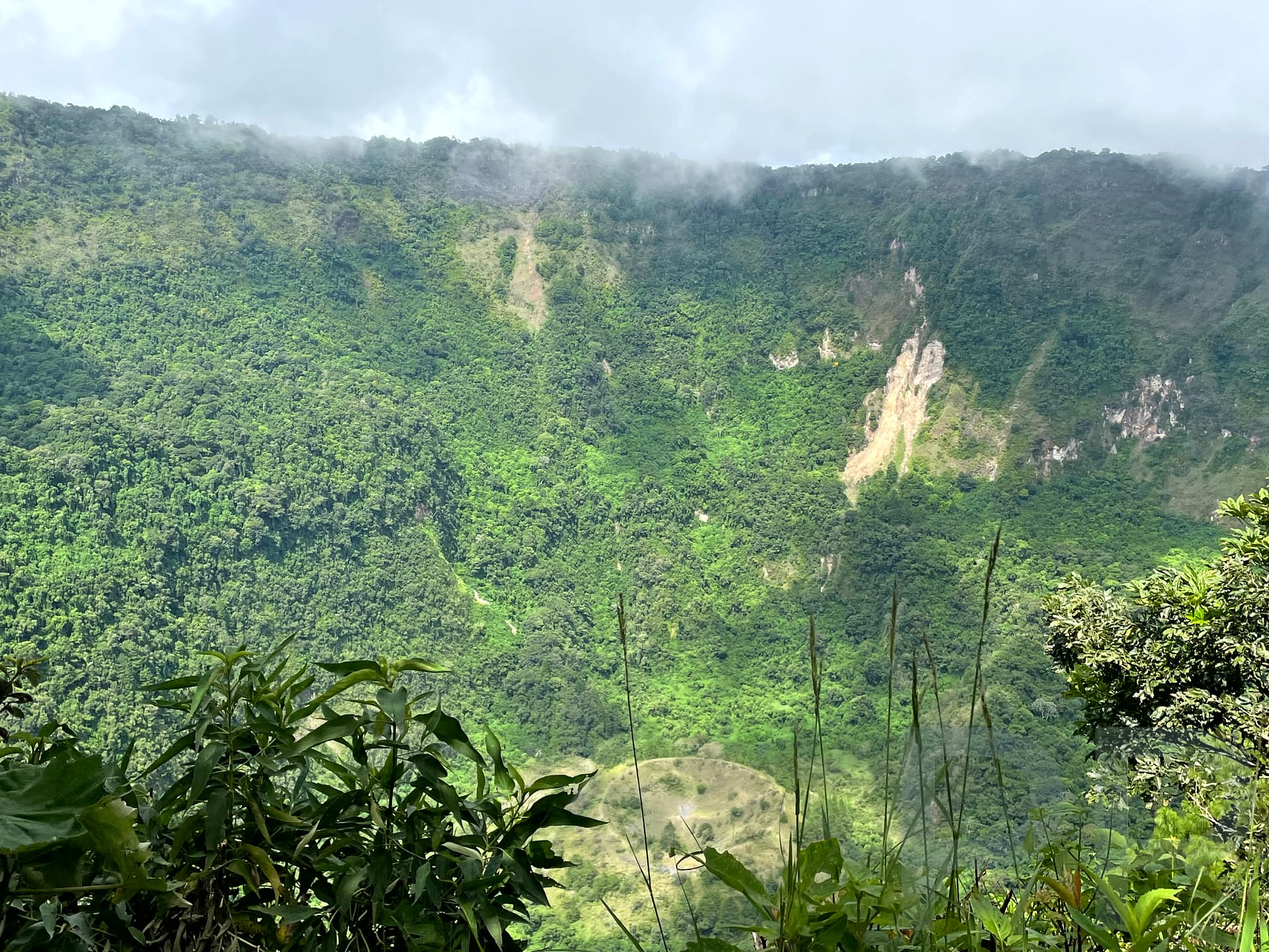 El Boquerón Crater, National Park San Salvador, Volcano, El Salvador