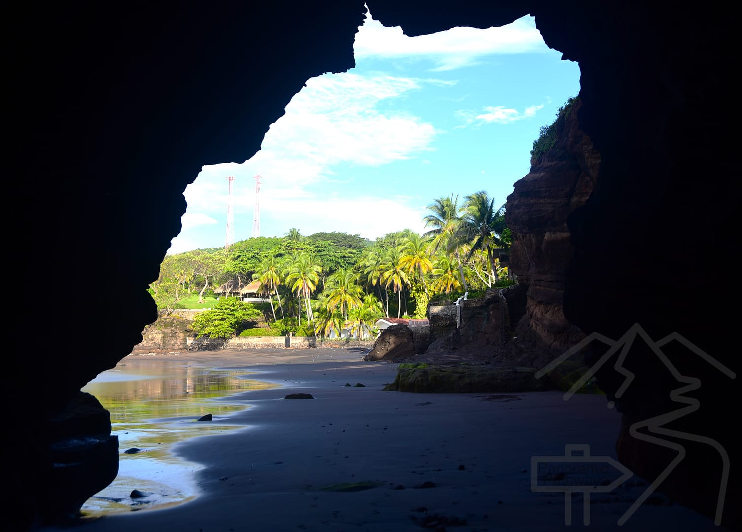 Cave Beach Cliffs Inside View El Zonte El Salvador