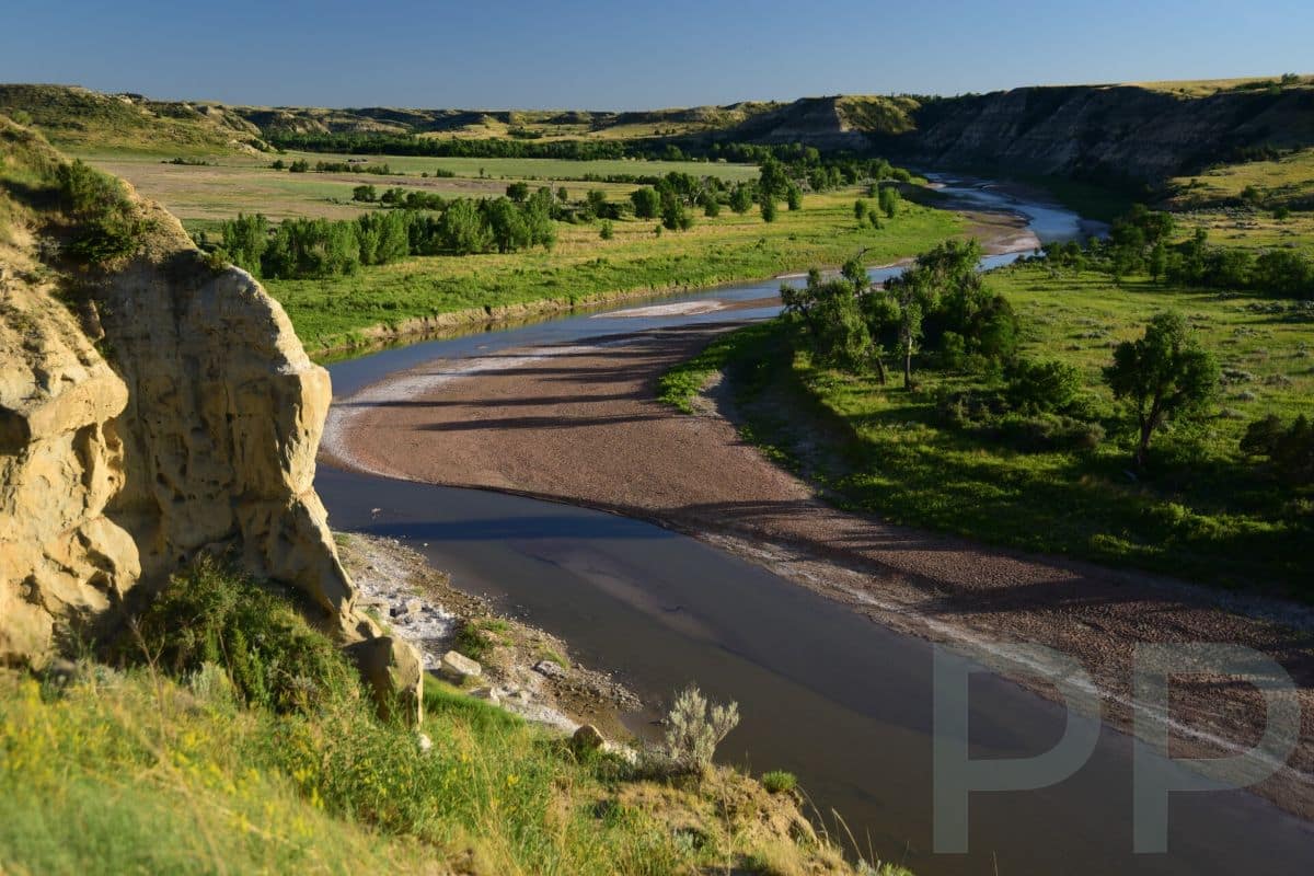 View from Wind Canyon Trail overlooking the Little Missouri River and layered badlands terrain