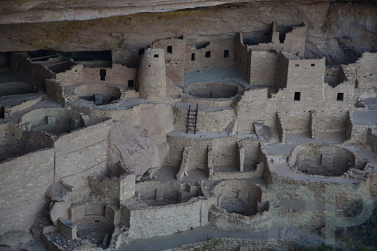 Stone towers and kivas within Cliff Palace