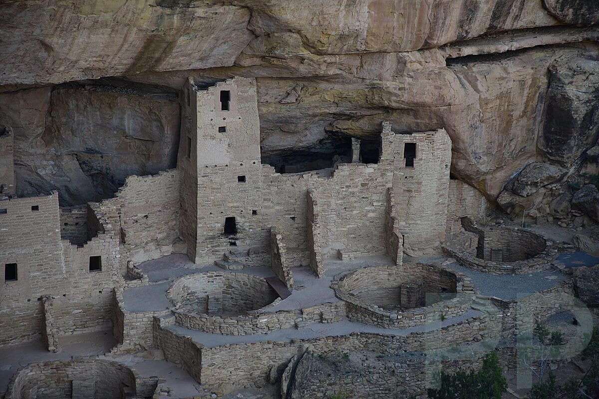 Stone towers and kivas within Cliff Palace
