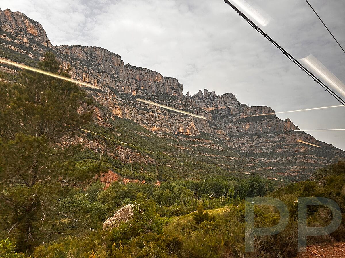Mountain View from FGC train to Montserrat