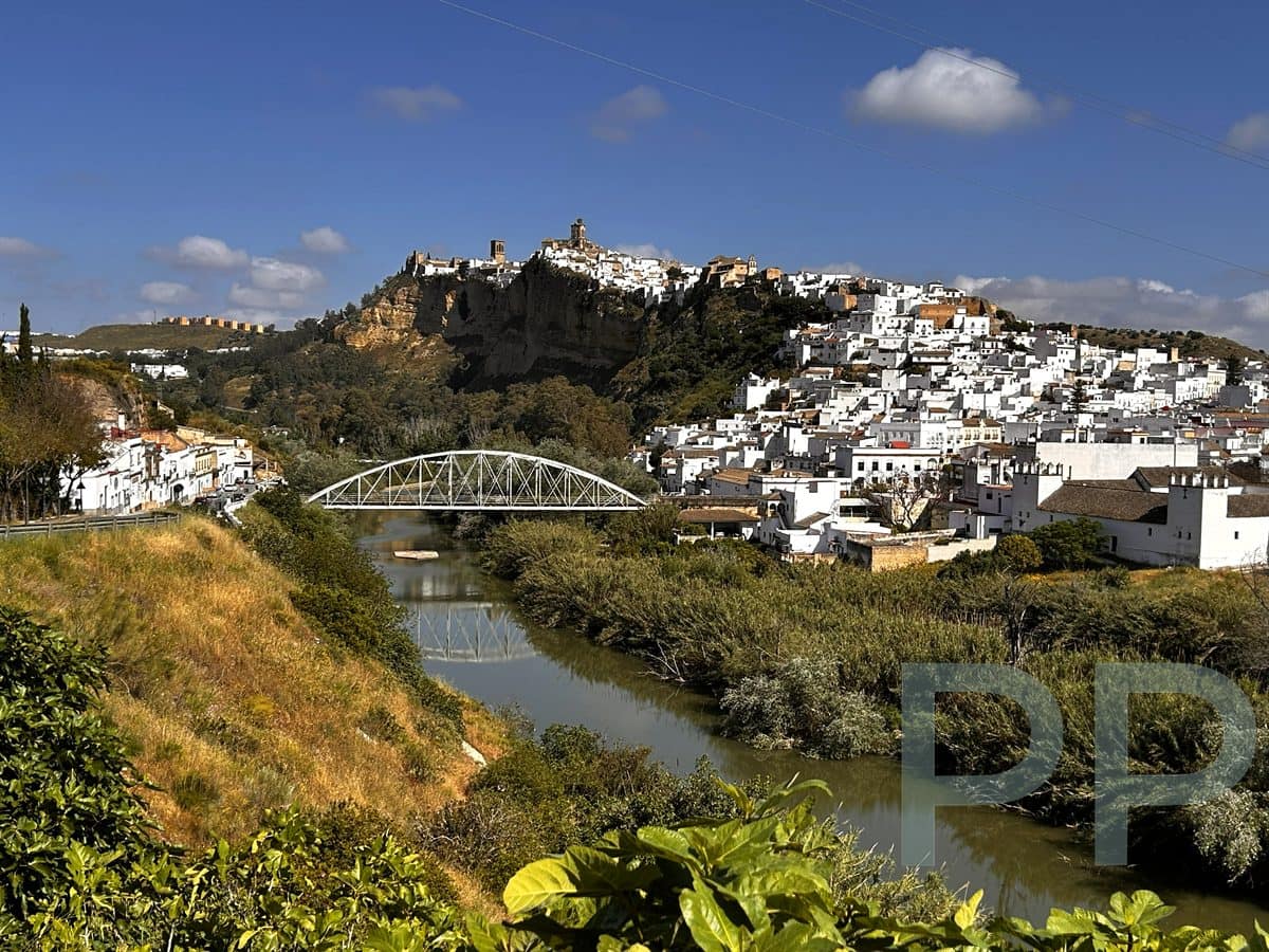 Arcos de la Frontera: A Perfect Stop Between Gibraltar and Seville