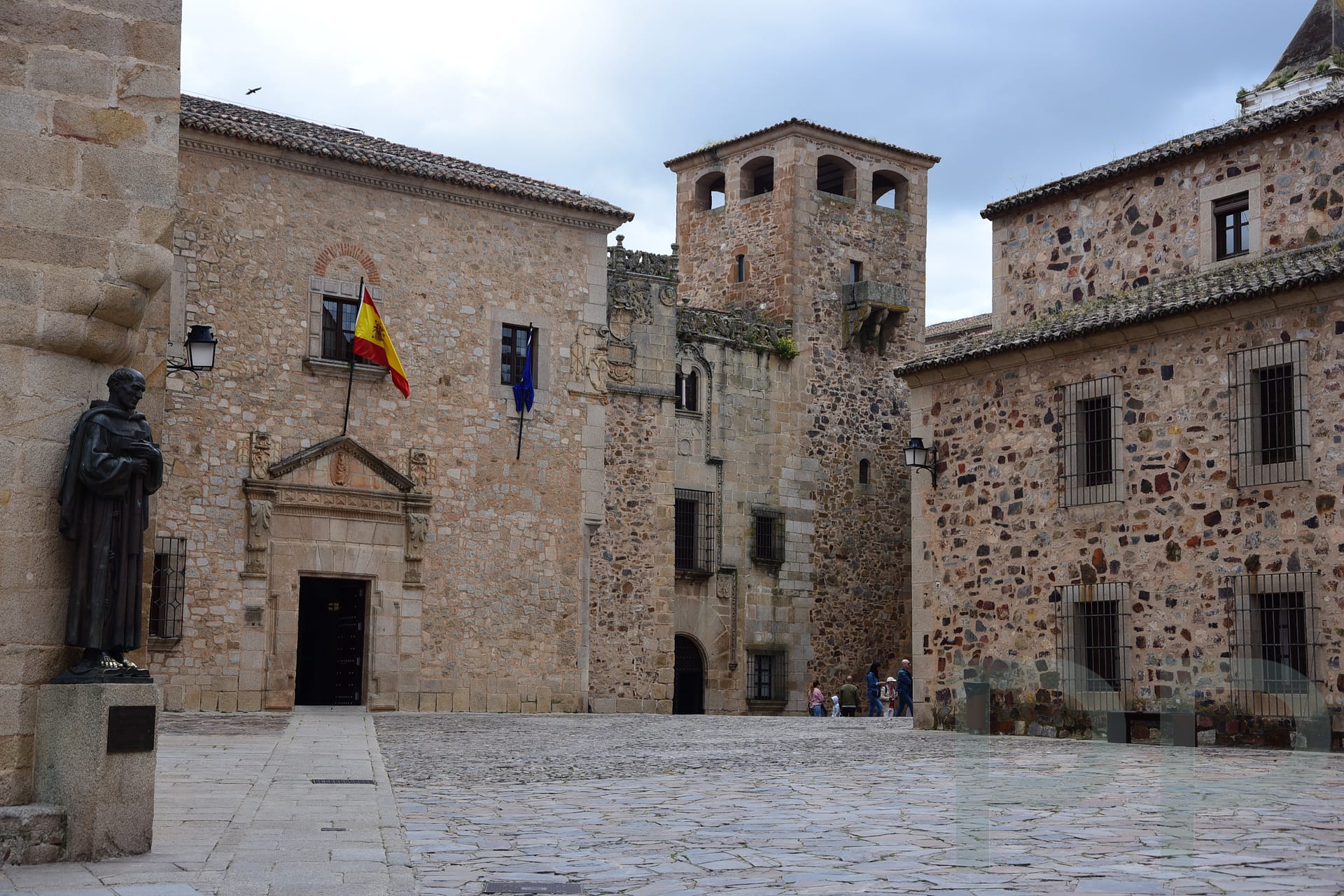 Elegant Renaissance-style Palacio de los Golfines de Abajo, a noble residence in Cáceres' old town.