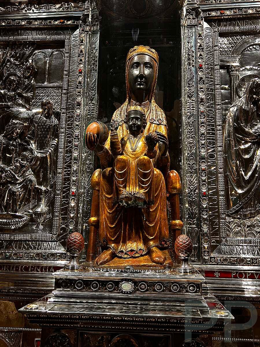 Pilgrims and visitors approaching the Black Madonna at Montserrat