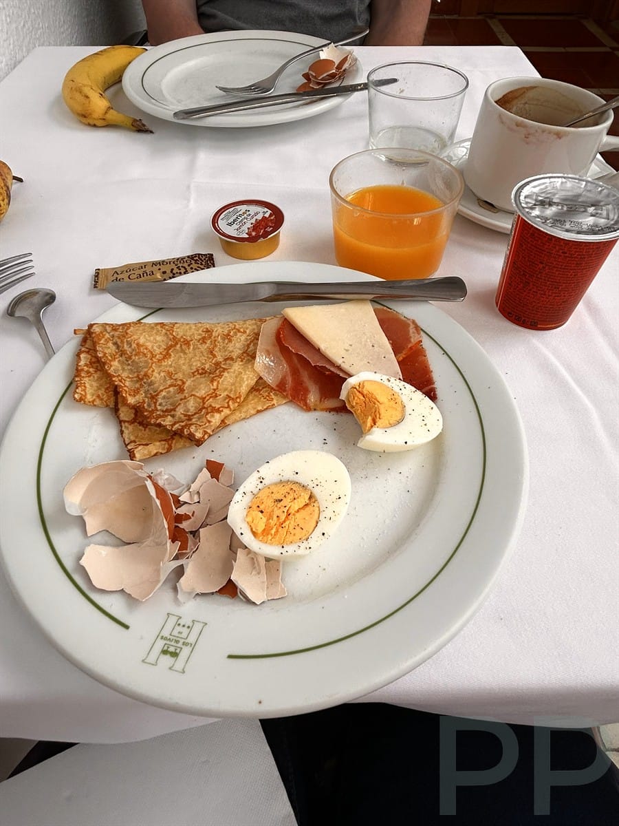 Breakfast at Hotel Los Olivos in Arcos Spain